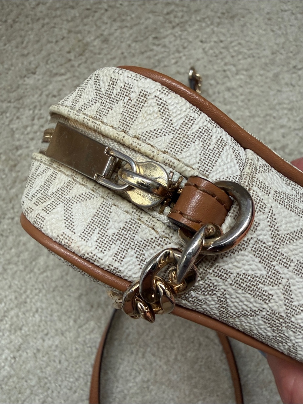 Michael Kors Logo Crossbody | Vanilla/Acorn - Picture 6 of 7
